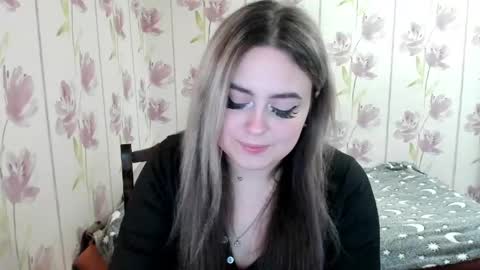 Snapshot of agatasweeti chatting on 04-15-26, 02:24 Agata online show from 04-15-26, 02:24
