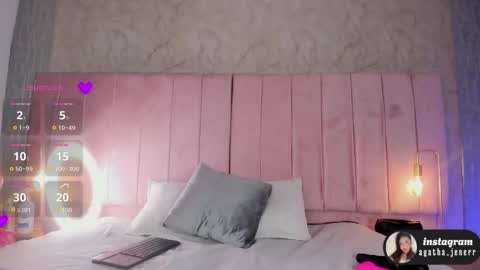Snapshot of agatha_jener chatting on 06-09-26, 11:33 agatha_jener online show from 06-09-26, 11:33