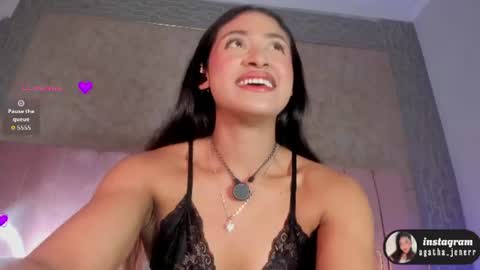 Snapshot of agatha_jener chatting on 06-10-26, 11:31 agatha_jener online show from 06-10-26, 11:31