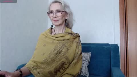 Agatha online show from 03-11-26, 05:02