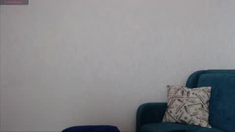 Agatha online show from 04-18-26, 04:00