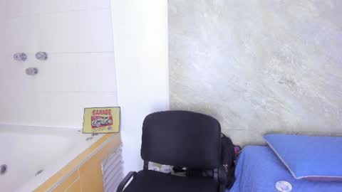 Snapshot of agatha_pleasure chatting on 07-04-26, 12:11 agatha_pleasure online show from 07-04-26, 12:11