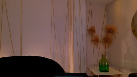 Agatha online show from 12-15-25, 08:57