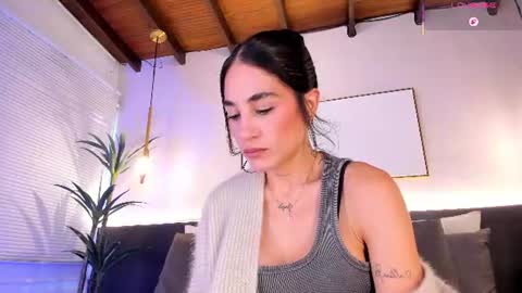    online show from 06-16-26, 07:49