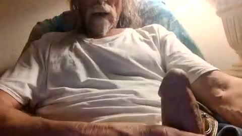 Snapshot of agedhardwood59618233 chatting on 07-09-26, 02:59 agedhardwood59618233 online show from 07-09-26, 02:59