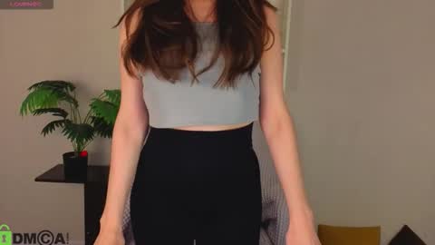 Snapshot of agnes_wells chatting on 02-19-26, 09:27 agnes wells online show from 02-19-26, 09:27