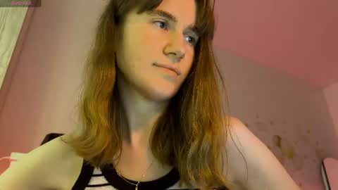 Kleya online show from 06-25-26, 10:20
