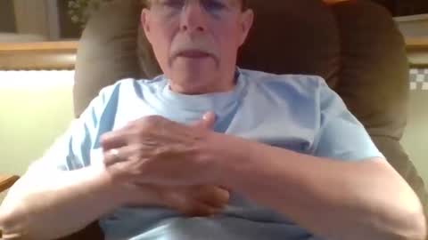 aguynrkfrd online show from 05-11-26, 09:15