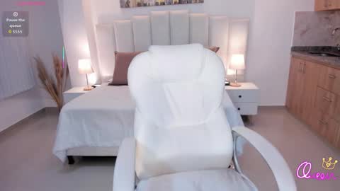 Snapshot of aida_adams chatting on 03-06-26, 11:17 AIDA ADAMS online show from 03-06-26, 11:17