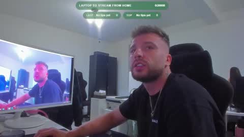 Aiden online show from 10-17-25, 06:21