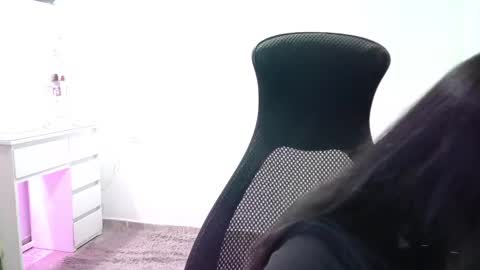 AINE online show from 11-23-25, 01:38