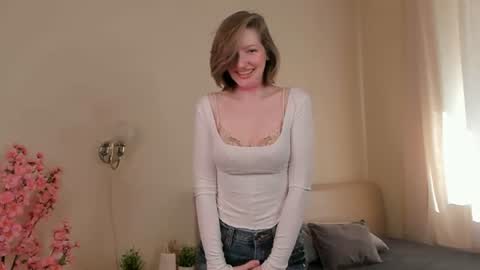 Sofia help me get 50 thumbs up online show from 06-04-26, 06:30