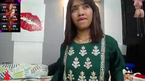 AISHA online show from 06-23-26, 08:07