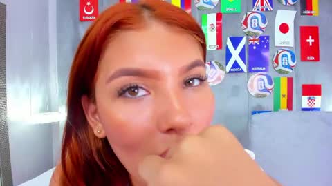 Snapshot of aitanajones1_ chatting on 07-07-26, 07:23 Aitana online show from 07-07-26, 07:23