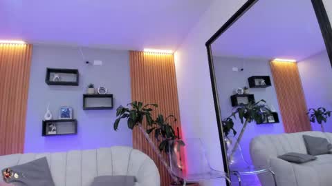 Aixa online show from 05-22-26, 12:00