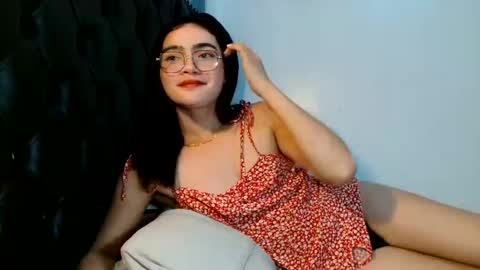 akamamiki25 online show from 06-07-26, 01:26