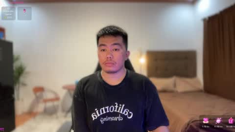 Snapshot of akihiro_morningstar chatting on 07-14-26, 06:35 Dave online show from 07-14-26, 06:35