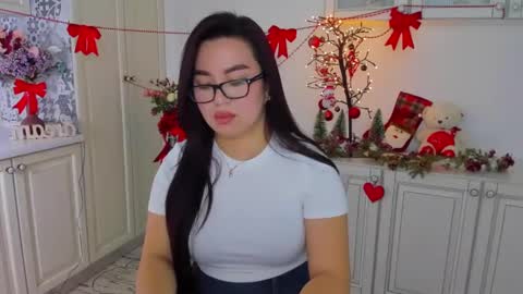 akira_oh_yes online show from 12-17-24, 09:28