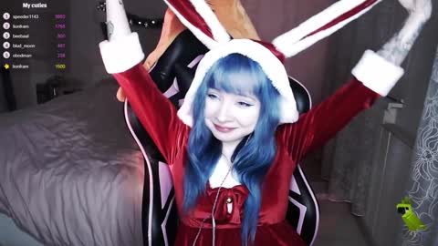 akirahartyx online show from 12-24-24, 03:16