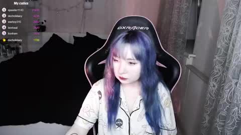 akirahartyx online show from 03-27-26, 04:40