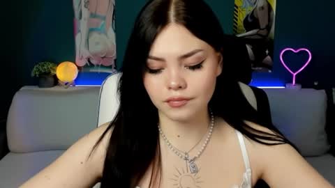 Snapshot of akirakatsu chatting on 01-31-25, 06:36 Akira online show from 01-31-25, 06:36