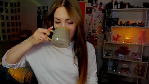 Snapshot of akirakatsu chatting on 02-28-26, 11:00 Akira online show from 02-28-26, 11:00