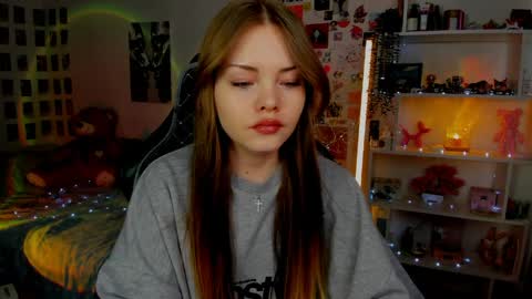 Snapshot of akirakatsu chatting on 03-29-26, 12:49 Akira online show from 03-29-26, 12:49