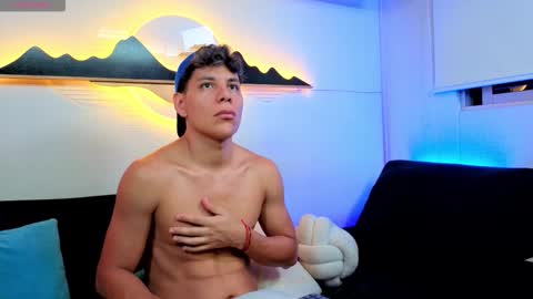 Snapshot of al_miko chatting on 01-09-26, 02:14 Al Fox Miko Fortuni online show from 01-09-26, 02:14