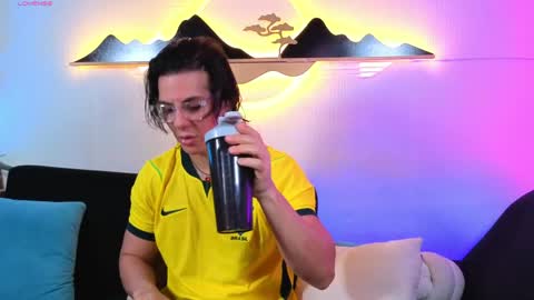 Snapshot of al_miko chatting on 04-09-26, 03:39 Al Fox Miko Fortuni online show from 04-09-26, 03:39