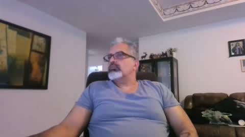 aladdin31673 online show from 04-26-26, 11:46