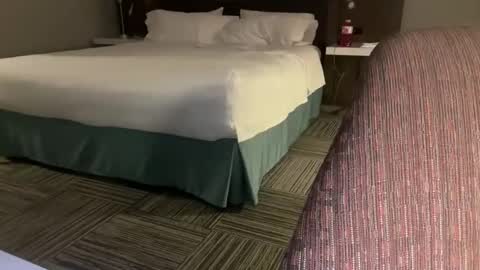 Aladdin online show from 03-24-26, 01:43