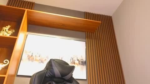 Alahia Rodriguez online show from 04-01-26, 07:00