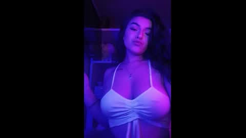 Snapshot of alahia_demon chatting on 03-06-26, 11:34 alahia online show from 03-06-26, 11:34