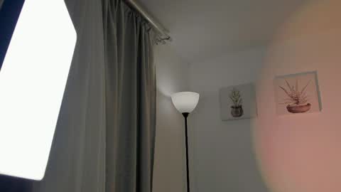   online show from 05-30-26, 10:45