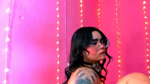  Alaiia  online show from 04-12-26, 12:15