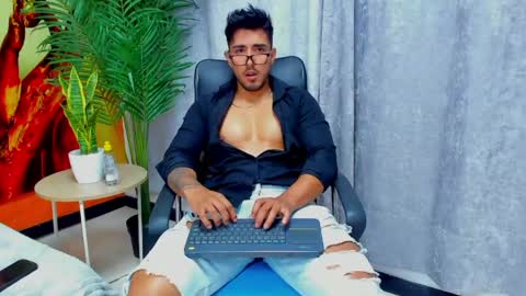 Alan greek online show from 05-17-26, 05:09