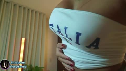 Snapshot of alana_haze chatting on 06-07-26, 06:39 Alana online show from 06-07-26, 06:39