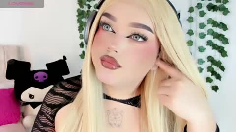 Snapshot of alana_muller_ chatting on 07-18-26, 06:28 Alana Muller online show from 07-18-26, 06:28