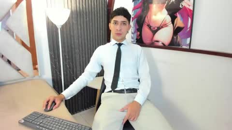 alantaylorr_ online show from 04-24-26, 02:08