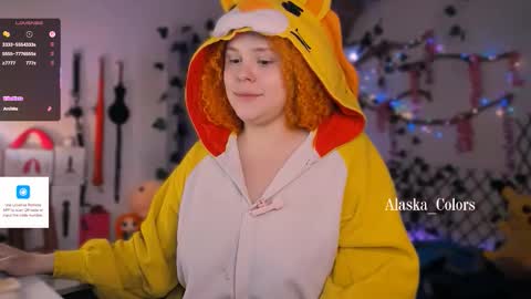 Snapshot of alaska_colors chatting on 11-14-25, 01:32 Caro online show from 11-14-25, 01:32