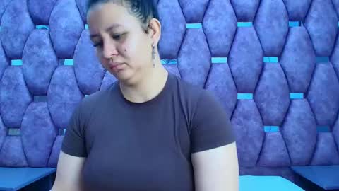 AlaSmith  online show from 05-11-26, 02:39