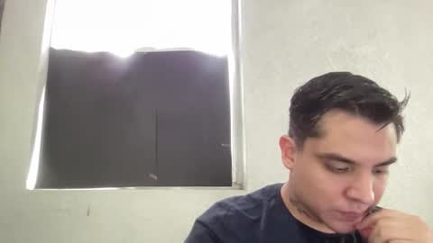 Snapshot of alber753713 chatting on 06-08-26, 07:03 alber753713 online show from 06-08-26, 07:03