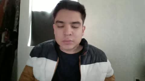 Snapshot of alber753713 chatting on 06-09-26, 05:46 alber753713 online show from 06-09-26, 05:46