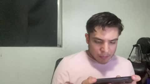 Snapshot of alber753713 chatting on 06-25-26, 05:34 alber753713 online show from 06-25-26, 05:34