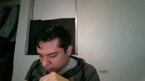 albertoarenas16 online show from 05-25-26, 05:35