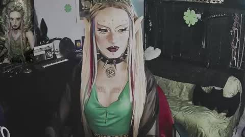 Mistic witch online show from 03-18-26, 01:47