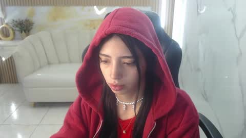 Snapshot of alehp_rose_s chatting on 04-25-26, 12:52 Ale online show from 04-25-26, 12:52
