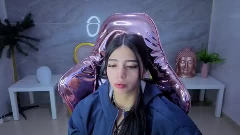 Snapshot of alehp_rose_s chatting on 04-26-26, 01:09 Ale online show from 04-26-26, 01:09