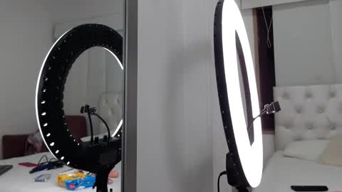 ALEJA  STEVENS online show from 12-18-24, 02:42