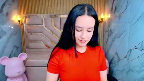 Snapshot of aleja_r_ chatting on 06-11-26, 07:45 Aleja online show from 06-11-26, 07:45